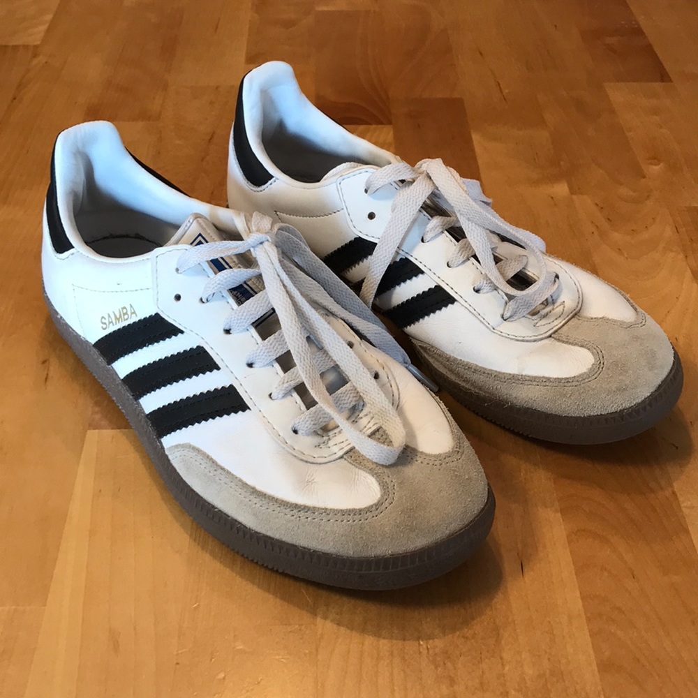 ADIDAS SAMBA  Boys Shoes 4 1/2 US